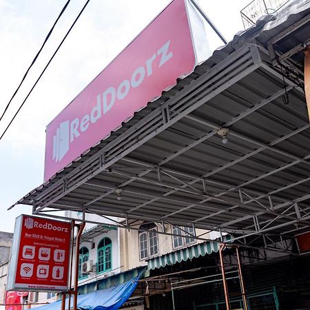 Reddoorz Near Rsud Dr Pringadi Medan 3 Ξενοδοχείο Εξωτερικό φωτογραφία