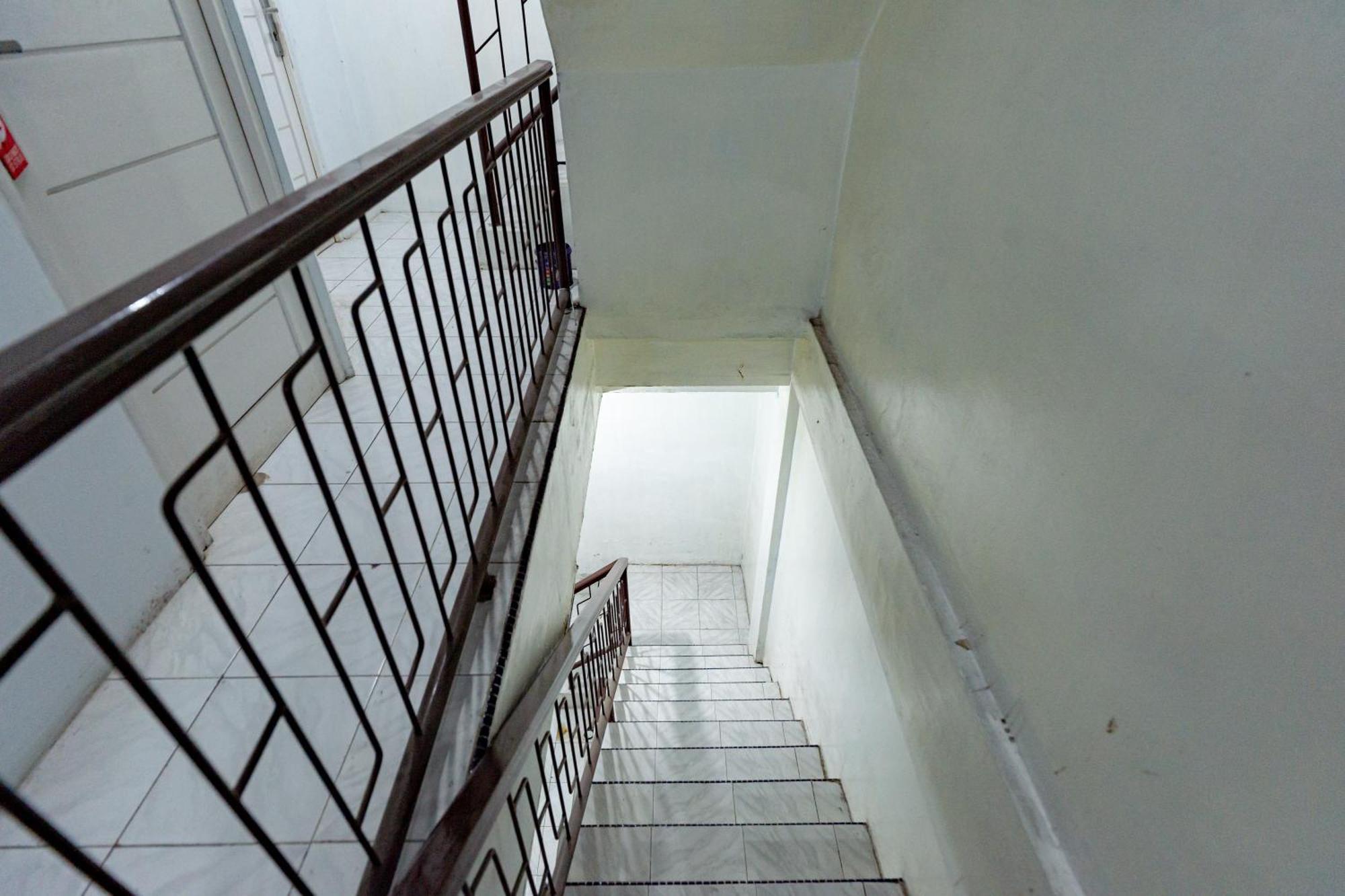 Reddoorz Near Rsud Dr Pringadi Medan 3 Ξενοδοχείο Εξωτερικό φωτογραφία