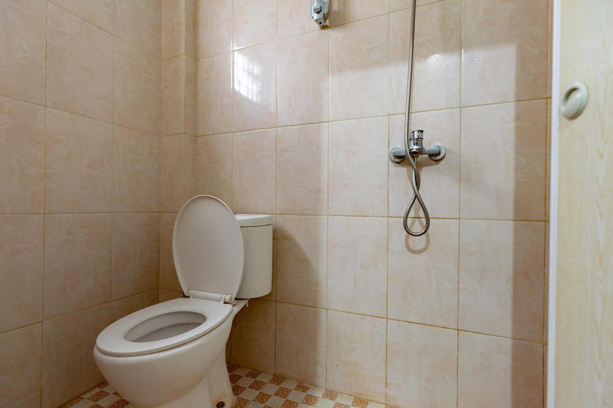 Reddoorz Near Rsud Dr Pringadi Medan 3 Ξενοδοχείο Εξωτερικό φωτογραφία