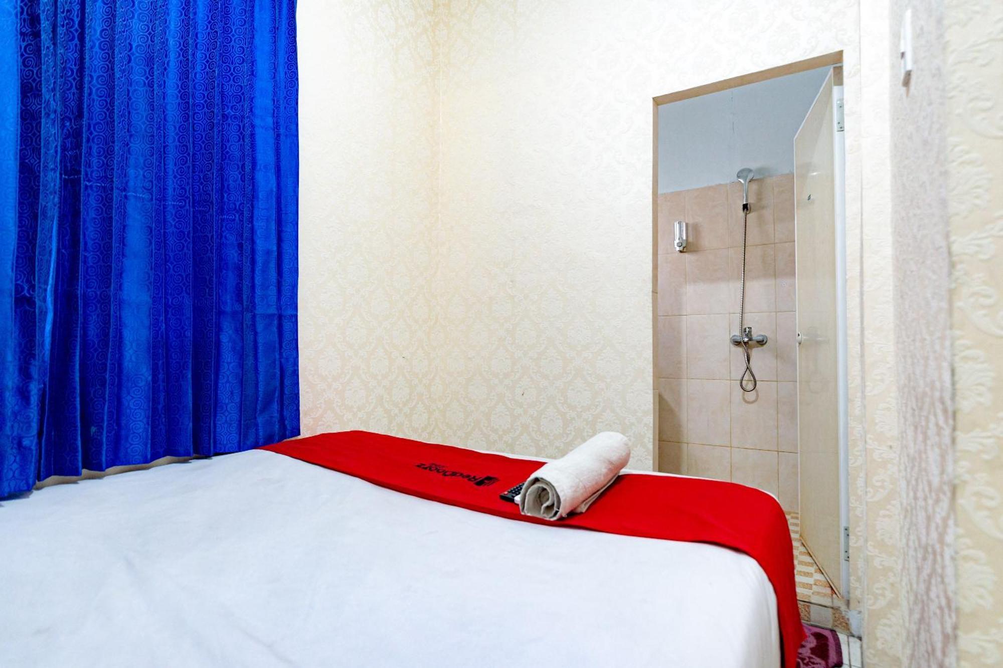 Reddoorz Near Rsud Dr Pringadi Medan 3 Ξενοδοχείο Εξωτερικό φωτογραφία